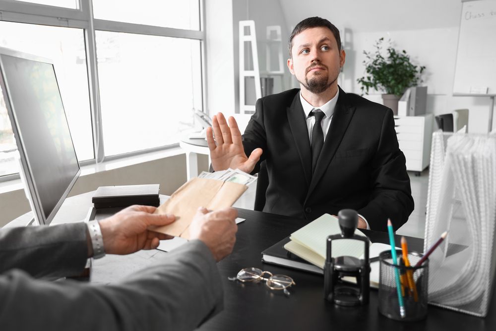 Before You Call a Lawyer: Why Mediation Could Be Your Best Business Move 